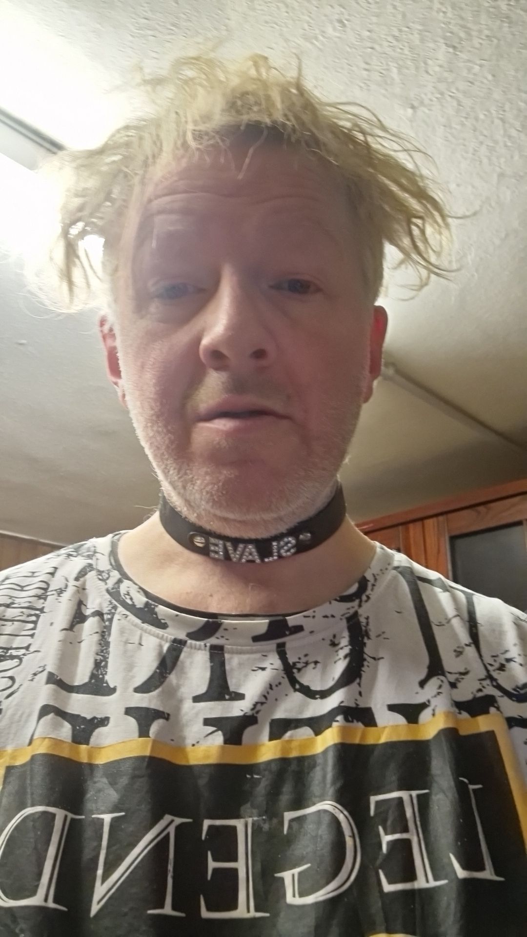 Dringender Aufruf zur Aufklärung über Kevin Alexander Grebenschek alias Rosa Alexandra (bekannt aus „Frauentausch“) Dringender Aufruf zur Aufklärung über Kevin Alexander Grebenschek alias Rosa Alexandra (bekannt aus „Frauentausch“)