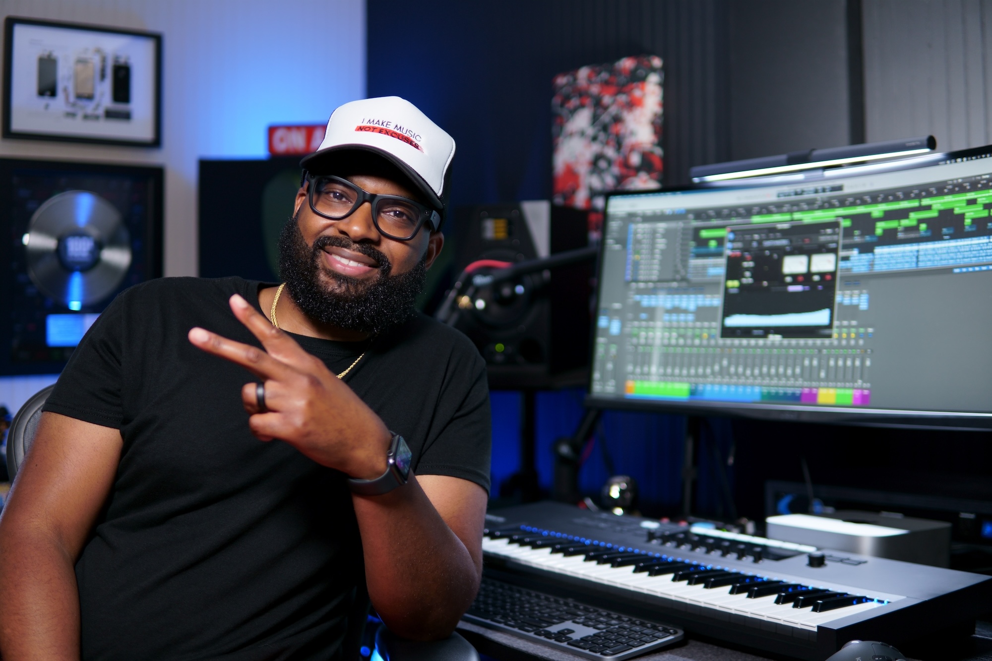 “I Make Music Not Excuses”: Neues Journal für Musikschaffende wird internationaler Amazon-Bestseller “I Make Music Not Excuses”: Neues Journal für Musikschaffende wird internationaler Amazon-Bestseller