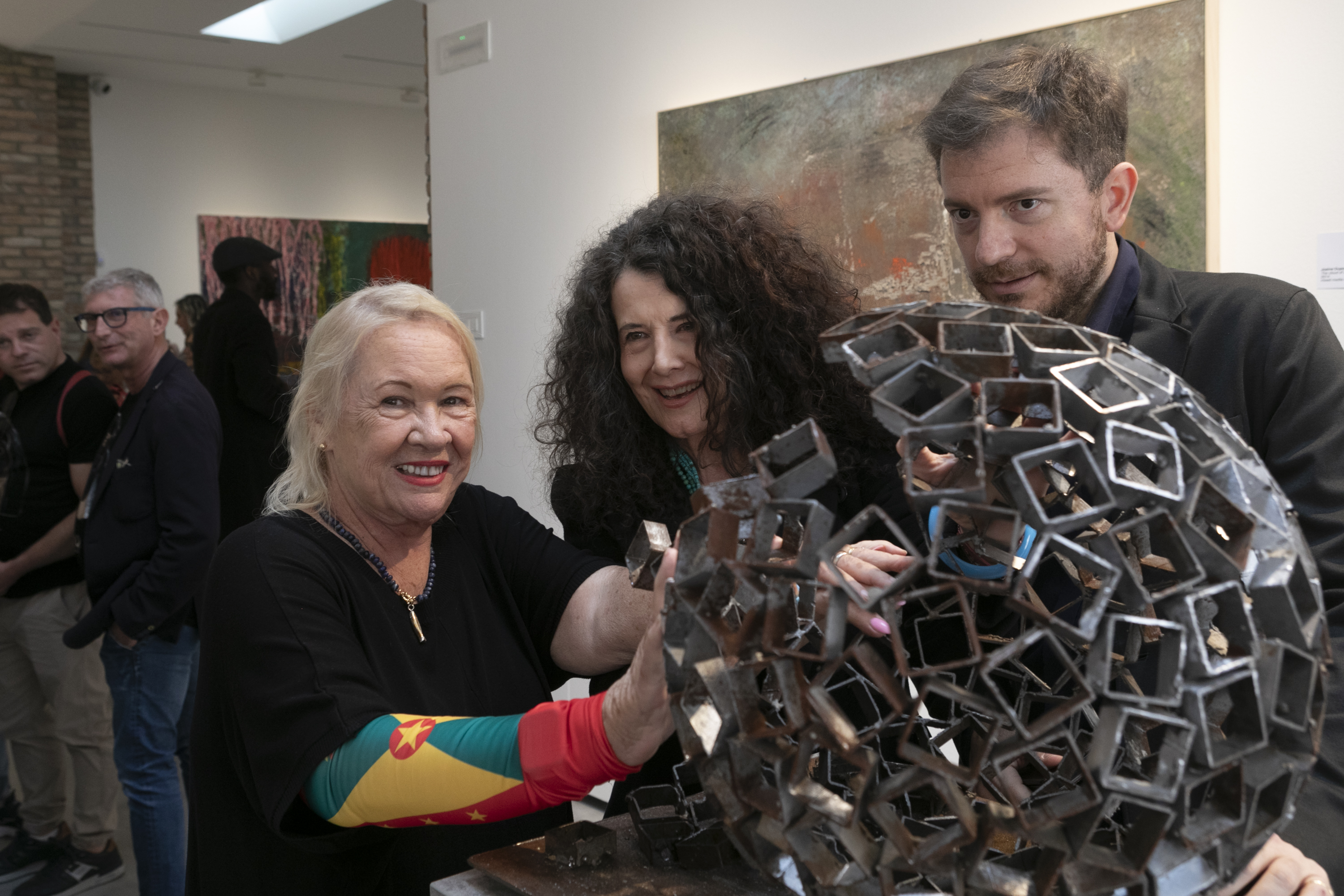 Venedig in Moll – Die 61. Biennale zwischen Skandal, Stille und subkutaner Wucht