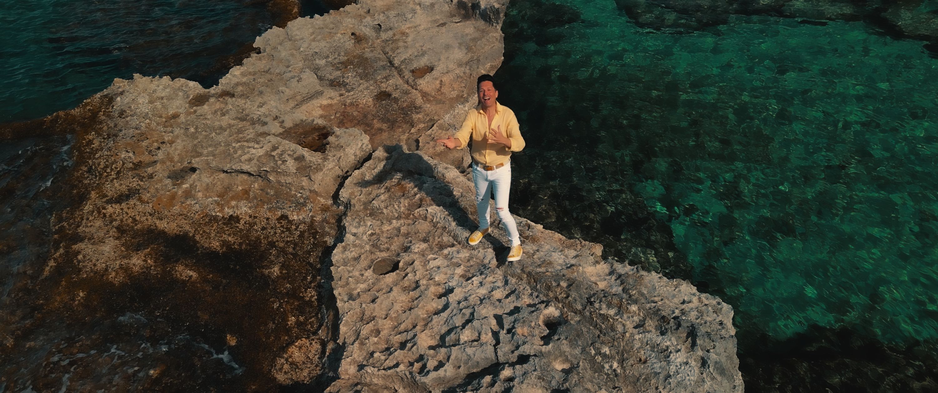 Früher polierte er die Fahrzeuge des Fürstenhauses “ heute dreht er Musikvideos auf Mallorca