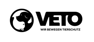 Großdemonstration: 200 Menschen protestieren gemeinsam mit VETO Tierschutz und Nathan Goldblat in Herzogenaurach gegen Massentötungen von Hunden für die WM 2030 in Marokko