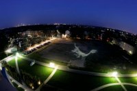Illuminierte Zeitreise mit Lumenosaurus West – Start der Luminale-Aktion im Höchster Alleeviertel sorgt für Begeisterung