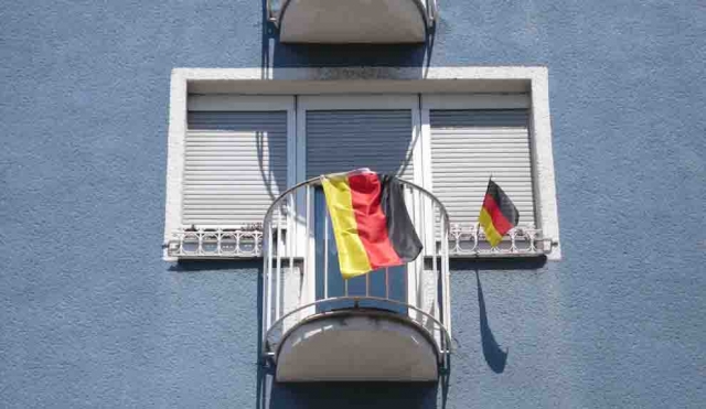 Der Fotograf Thomas Kutschker sammelt Ansichten zum Umgang der Deutschen mit ihrer Nationalflagge