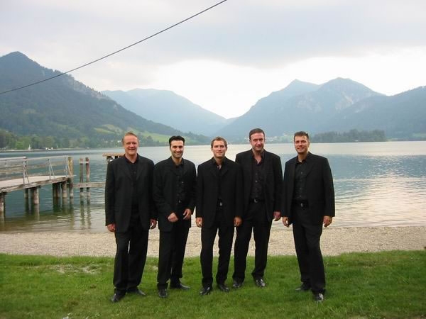 A-Cappella München: Musikalische Hochzeit auf der Hochzeitsinsel im Schliersee mit den Choirblax