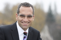 Interview mit Prof. Dr.-Ing. Klaus Sedlbauer, Vorsitzender der Fraunhofer-Allianz Bau, zum Thema Bauforschung „Der größte Innovationstreiber ist der Klimawandel“