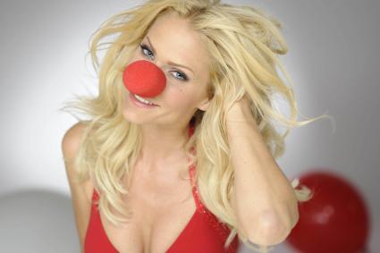 RED NOSE DAY 2010: SAT.1, ProSieben, kabel eins und sixx setzen sich die rote Nase auf! (mit Bild)