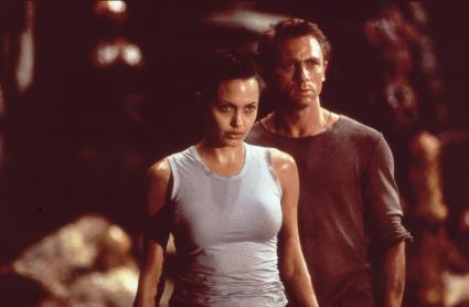 TELE 5: Fast eine Million Zuschauer für Action-Amazone Angelina Jolie als –Lara Croft: Tomb Raider– (mit Bild)