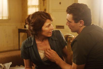 Catherine Keener im TELE 5-Interview:
„Manchmal geht es mir einfach nur darum, Geld zu verdienen“ / Deutsche Erstausstrahlung –An American Crime– am 13. Juli, 22.05 Uhr auf TELE 5