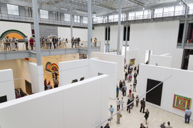 Nur noch bis zum 20. Januar 2013: „Frank Stella – Die Retrospektive. Werke 1958-2012“ im Kunstmuseum Wolfsburg