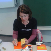 Sonja Liebsch im März auf Lesereise: Vom 28.2. bis 21.3.2013 finden 15 Lesungen aus dem Roman „Muttertier @n Rabenmutter“ statt