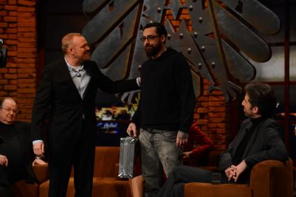 Starke 13,3 Prozent sehen Stefan Raabs politische ProSieben-Talkshow / Rapper Sido knackt die „Absolute Mehrheit“ (BILD)