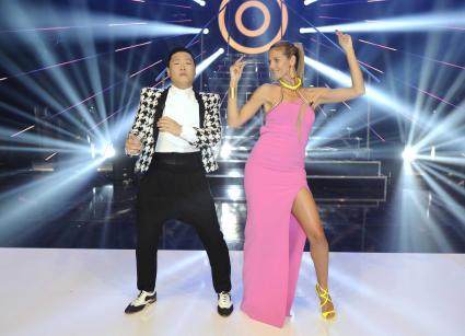 Heidi Klum und PSY rocken das „Germany–s next Topmodel“-Finale 2013 in Mannheim (BILD)