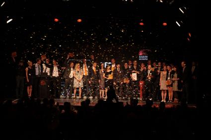 Die Gewinner stehen fest! / Der Deutsche Preis für Wirtschaftskommunikation 2013 fand seinen Höhepunkt in der festlichen Gala-Verleihung des „Goldenen Funken“ (BILD)