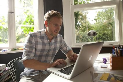 Individueller Text-Service für den Mittelstand / Profis bringen Unternehmen wirkungsvoll in die Öffentlichkeit (BILD)