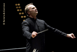 Teatro alla Scala entführt mit Verdis weltbekannter Oper Aida ins ferne Morgenland ab 25. Oktober 2013