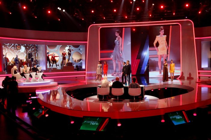 Claudia Schiffer macht den Mittwoch schön – „Fashion Hero“ startet am 9. Oktober auf ProSieben (BILD)