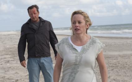 „Eine verhängnisvolle Nacht“ – ZDF-Thriller mit Silke Bodenbender und Matthias Brandt in den Hauptrollen (BILD)