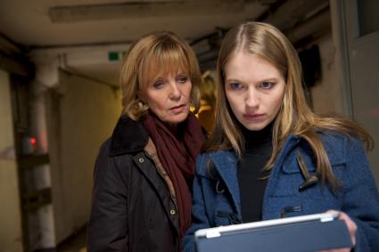 ZDF-Samstagskrimi „Kommissarin Lucas – Bittere Pillen“ /
Nina Kunzendorf als Kontrahentin von Ulrike Kriener (BILD)