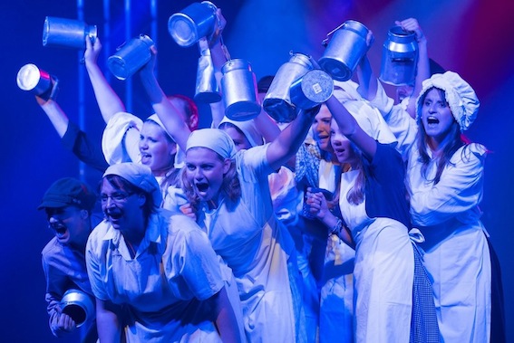 Genial Emotional – Fulminanter Auftakt des diesjährigen Kuchler Holzfestes mit der Musical Company Austria
