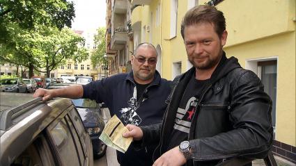 Neue Folge von „Mein neuer Alter“ / Det Müller hilft Imbissbudenbesitzer Wally aus Berlin / Sendetermin: Sonntag, 13. Oktober um 17:00 Uhr bei RTL II (BILD)