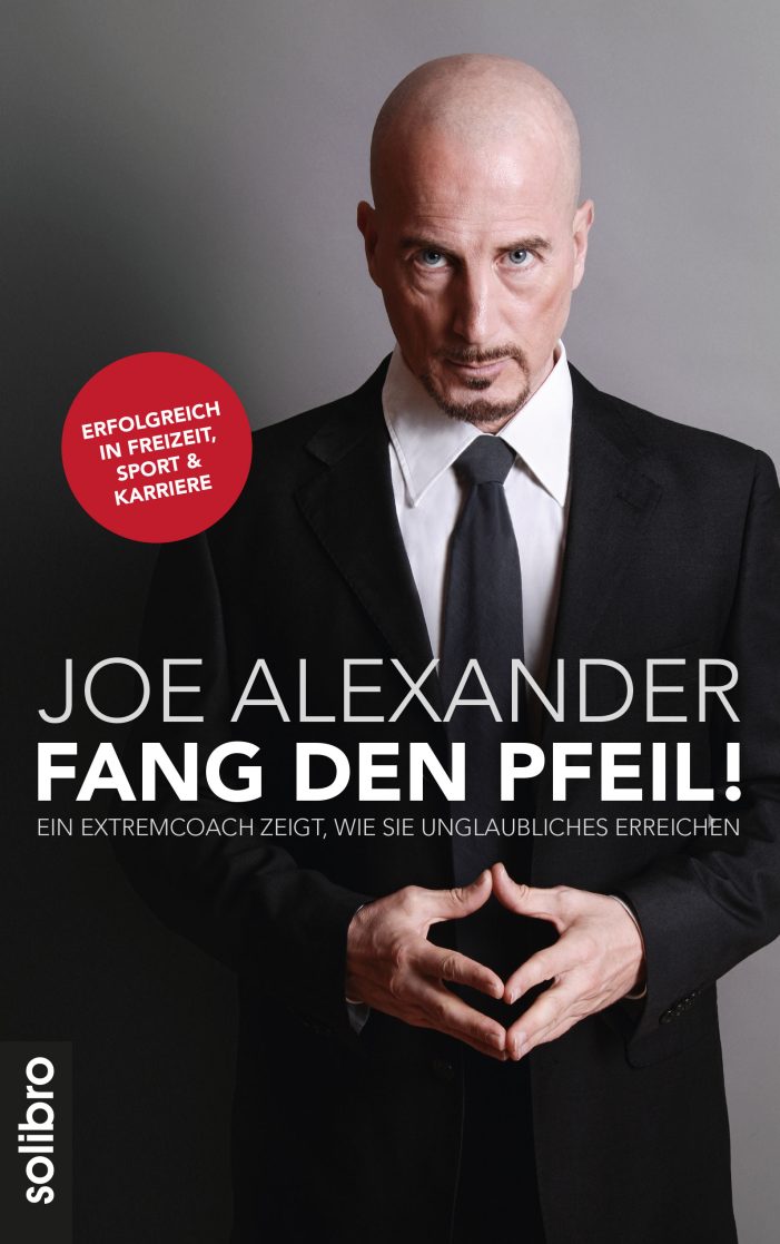 König der Reflexe Joe Alexander veröffentlicht „Fang den Pfeil“