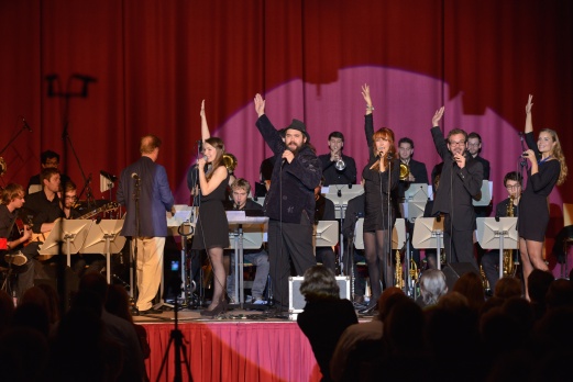 Christmas Moments with Friends – 5 Jahre Junior-Band Landes Jugend Jazz Orchester Hessen