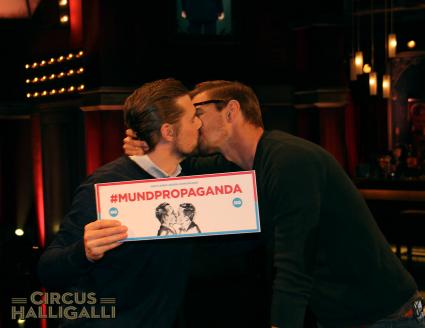 Joko& Klaas knutschen für den guten Zweck (FOTO)