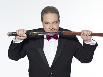 Existenz-Exhibitionisten, Programm-Primaten, Politik-Versager:
–Kalkofes Jahresrückblick – Fresse 2013–
mit Polit- und Promi-Rundumschlag
am 27. Dezember, 20.15 Uhr auf TELE 5 (FOTO)